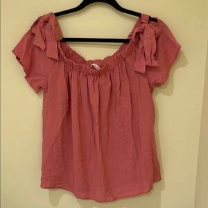 NWT Heart & Hips by Charlotte Russe  Flutter Sleeve Blouse shoulder Tie Front